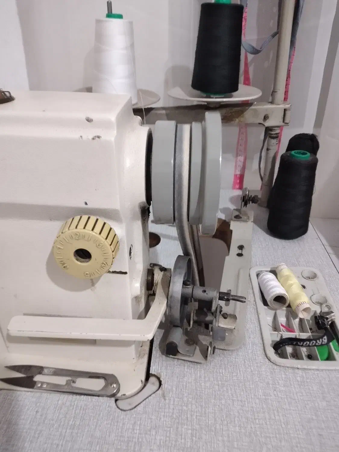 چرخ خیاطی راسته دوز|چرخ خیاطی و ریسندگی|نوشهر, |دیوار