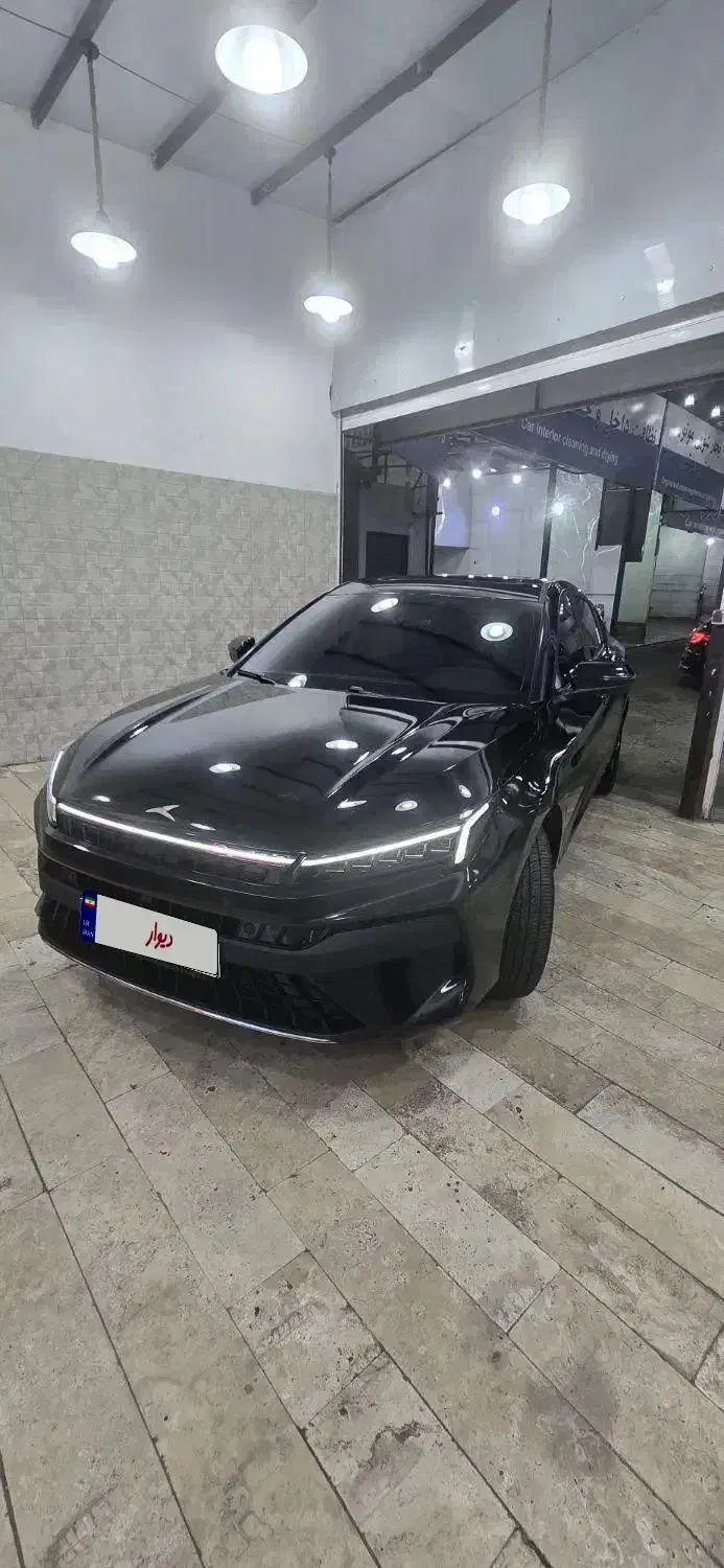 کی ام سی j 7 مدل ۱۴۰۳|خودرو سواری و وانت|تهران, استخر|دیوار