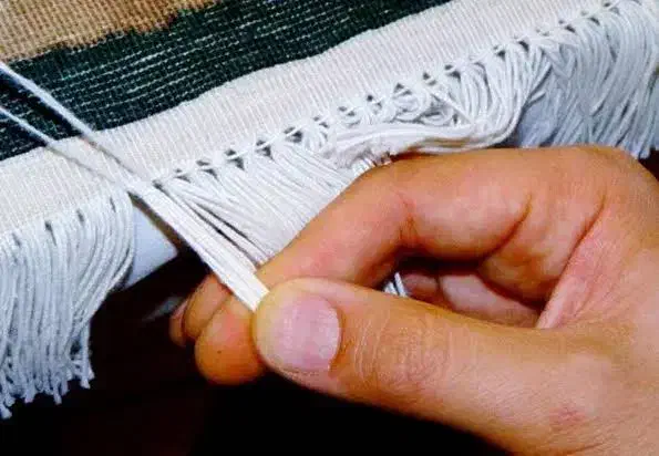 تعمیرات فرش ماشینی و دستبافت ویژه همکاران|خدمات پیشه و مهارت|اصفهان, پوریای ولی|دیوار