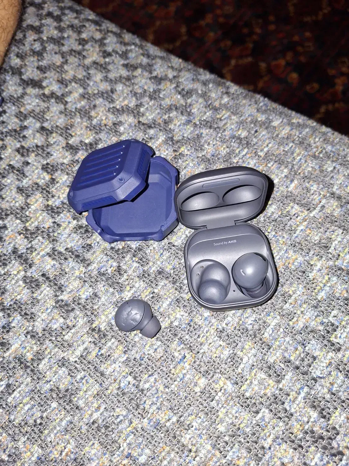 کیس و گوشی راست بادز ۲ پرو سامسونگ|لوازم جانبی موبایل و تبلت|تهران, دانشگاه شریف|دیوار