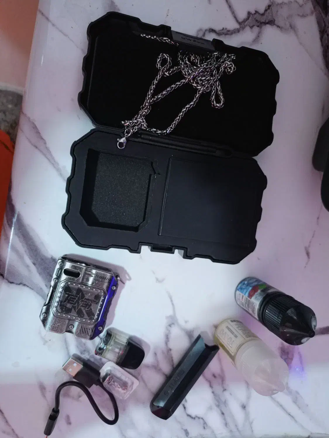 پاد سالم در حد نوع با وسایل کامل آدرس تازیان|زیورآلات و اکسسوری|فین, |دیوار