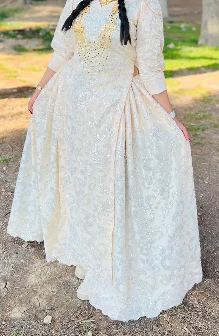 لباس محلی|لباس|یاسوج, |دیوار