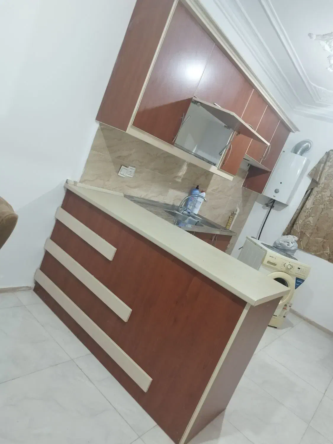 کابینت آشپز خانه و سینک رو کار ظرف شوی|مصالح و تجهیزات ساختمان|لنگرود, |دیوار