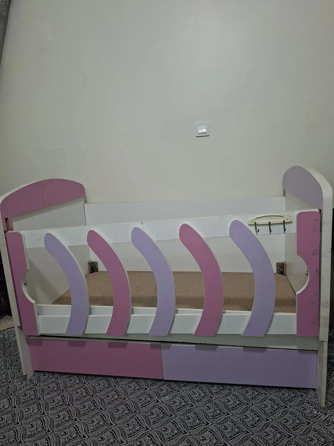 تخت خواب بچگانه|تخت و سرویس خواب|تهران, والفجر (افسریه)|دیوار