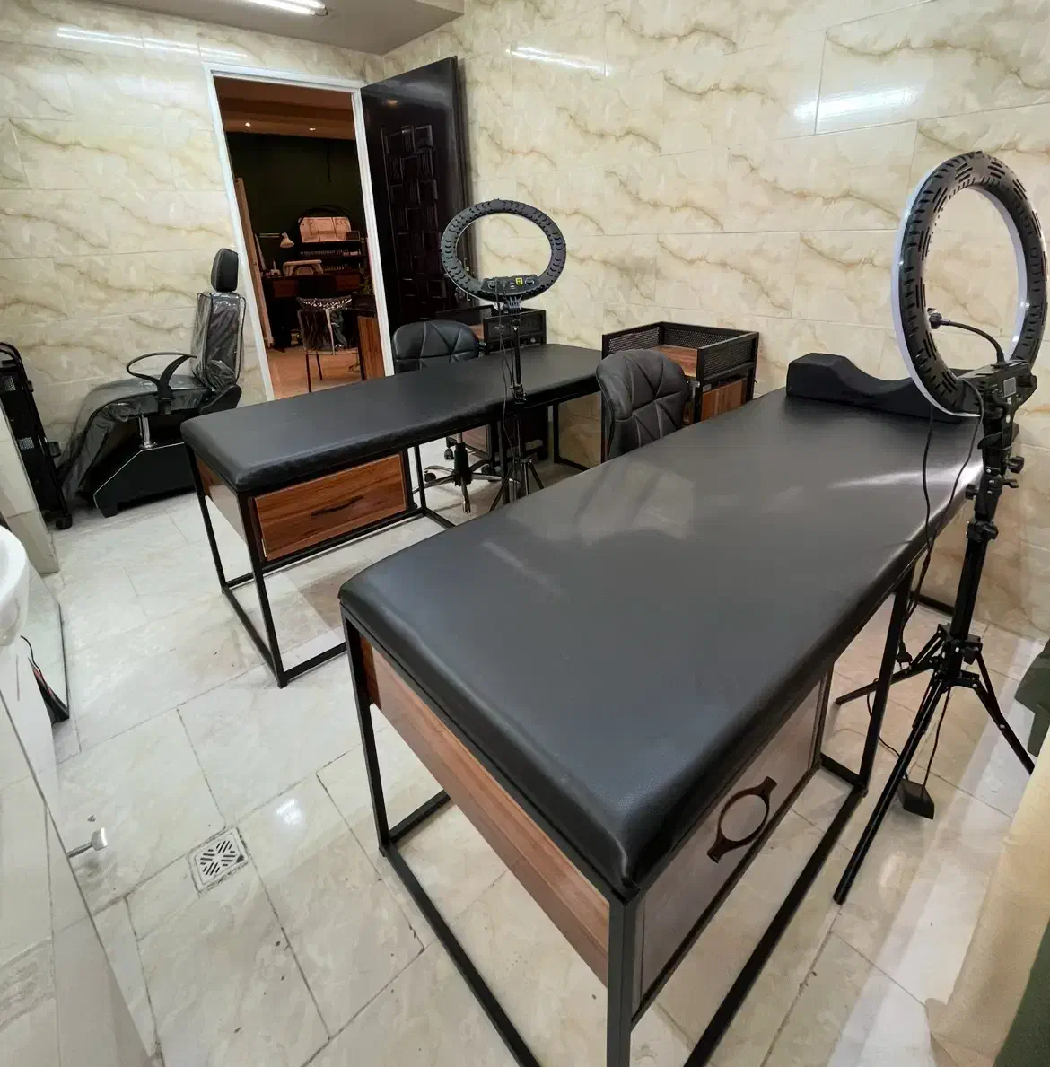 اجاره صندلی در سالن زیبایی|خدمات آرایشگری و زیبایی|شاهینشهر, فردوسی|دیوار