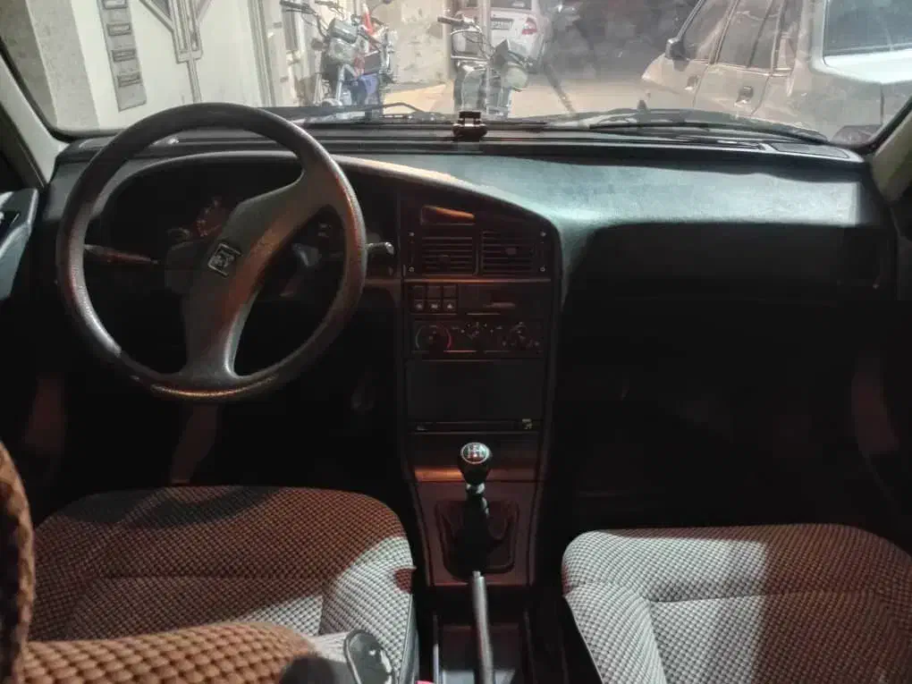 پژو ۴۰۵ مدل ۱۳۸۵|خودرو سواری و وانت|تهران, کرمان|دیوار