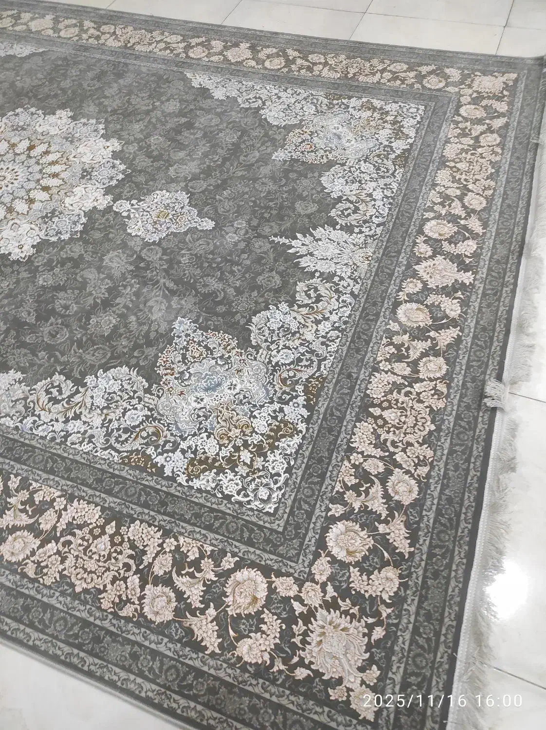 دوتخته فرش 9 متری 1200 شانه|فرش|ورامین, خیر آباد|دیوار