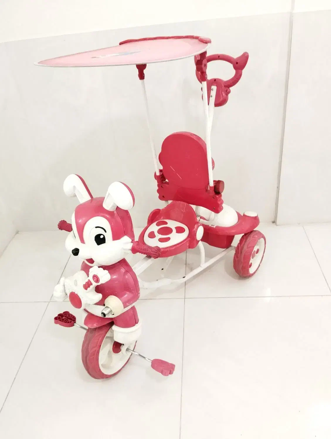 دوچرخه (سه چرخه عروسکی) مناسب سن ۲ تا ۵ سال|دوچرخه، اسکیت، اسکوتر|بروجن, |دیوار