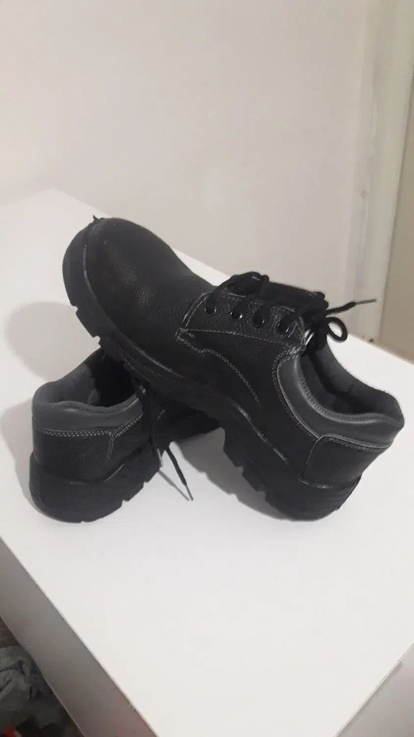 کفش ایمنی|کیف، کفش، کمربند|محمدشهر, محمدشهر|دیوار