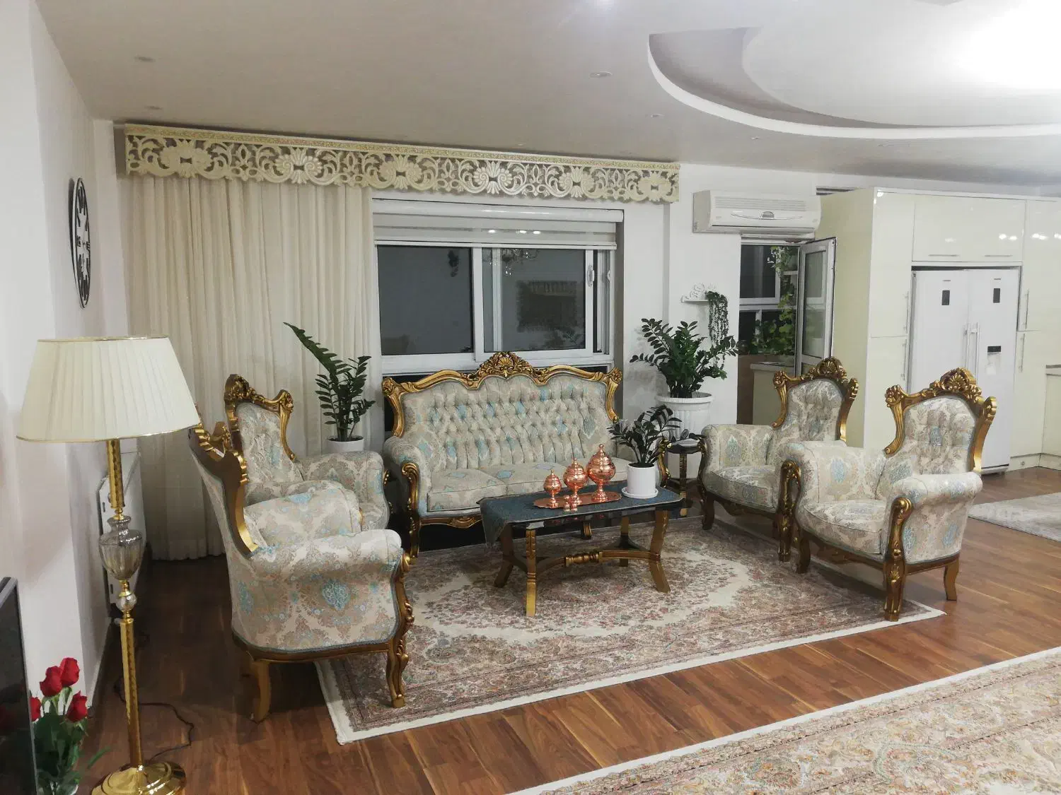 مبل سلطنتی|مبلمان خانگی و میز عسلی|گرگان, |دیوار