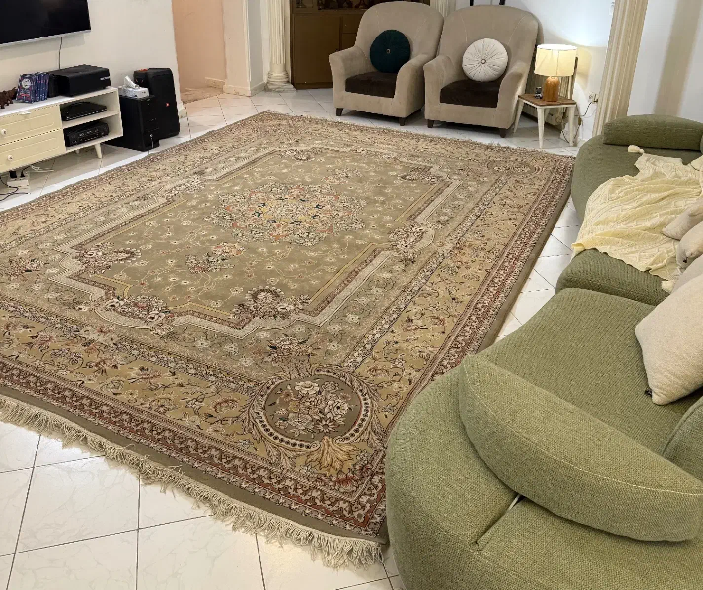 فرش پاتریس ۱۲ متری ۲عدد شبیه هم|فرش|گرگان, |دیوار