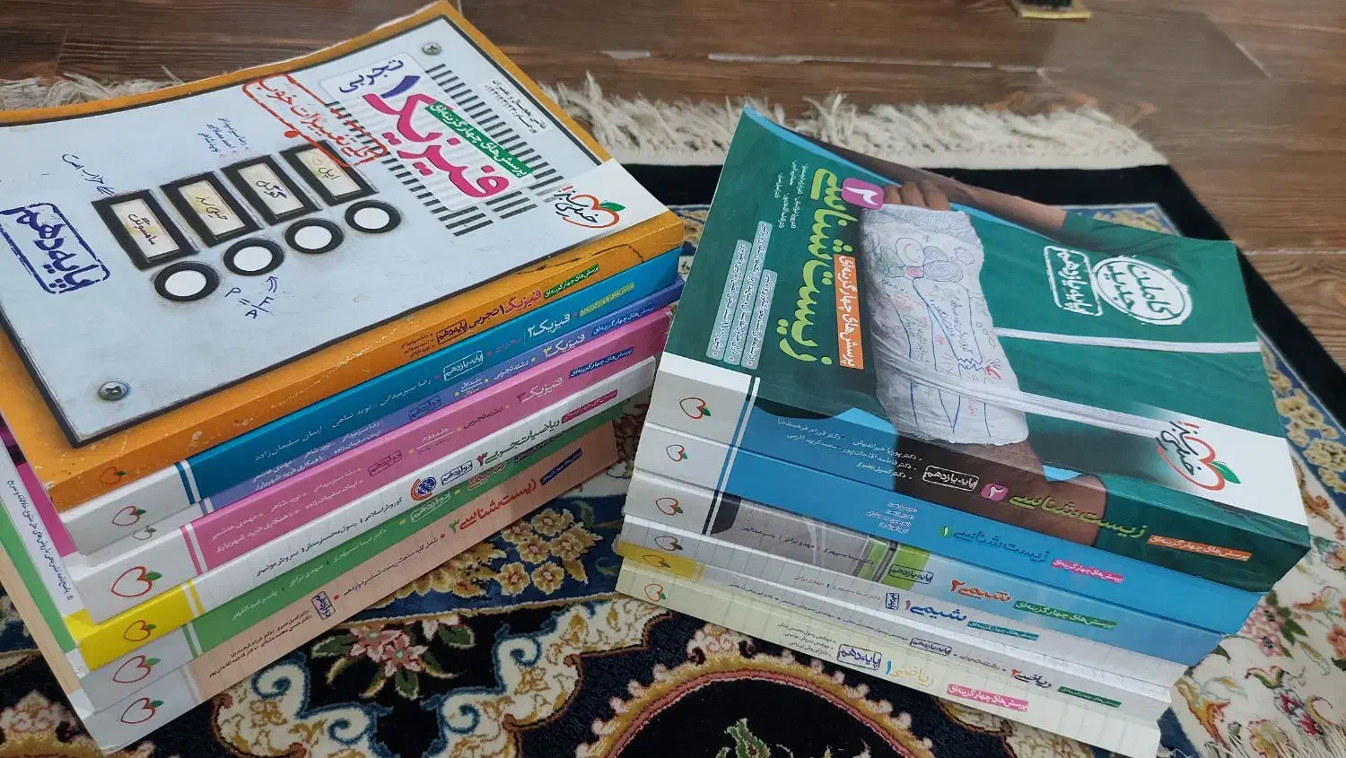 کتاب های کنکور خیلی سبز زیر قیمت|کتاب و مجله آموزشی|رودسر, |دیوار