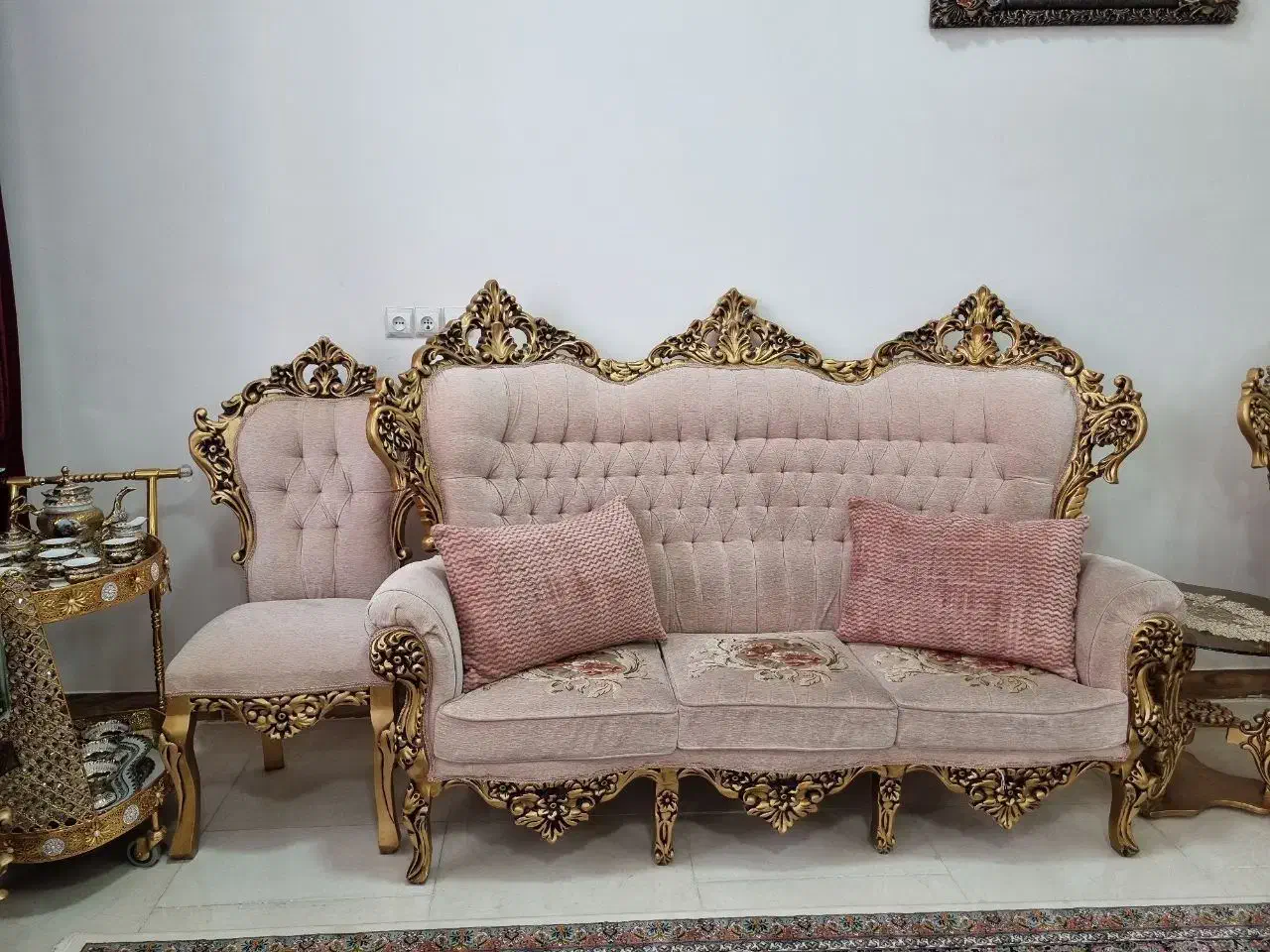 مبل|مبلمان خانگی و میز عسلی|مه ولات, |دیوار