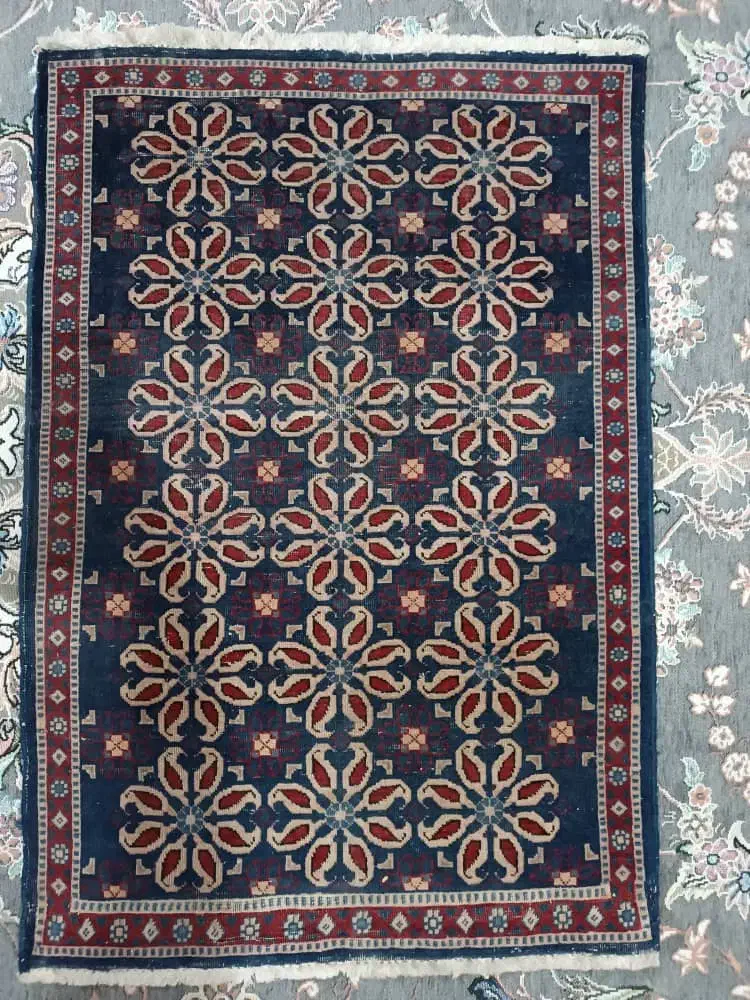 پشتی دستباف اصیل ورامین ذرتی رنگ|فرش|قرچک, باقرآباد|دیوار