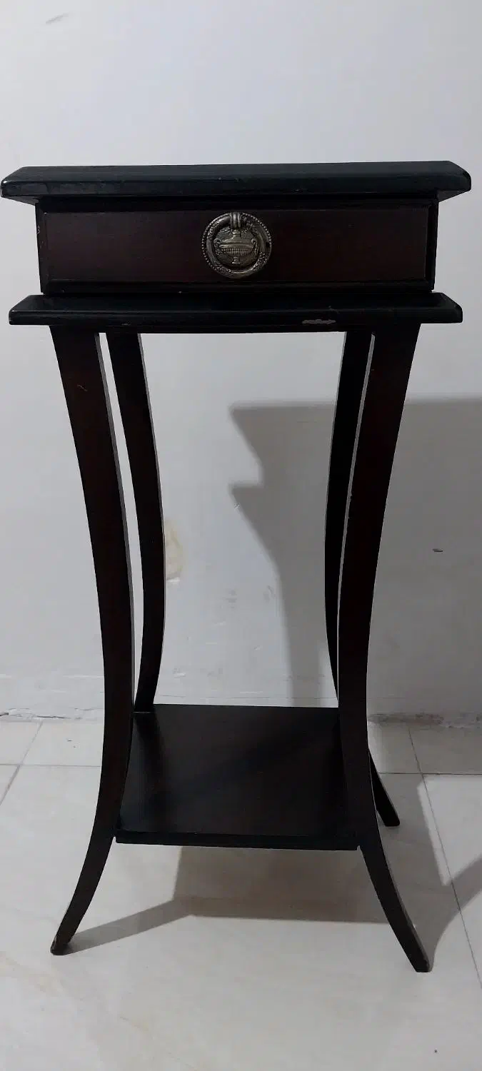 میز تلفن و ساعت کاملا سالم|میز تلفن|قزوین, |دیوار