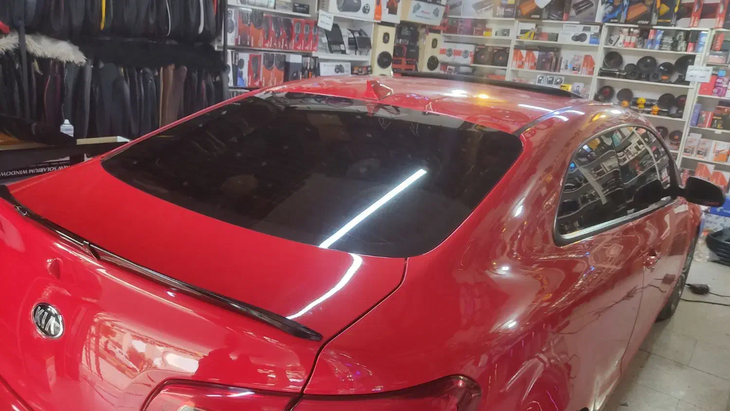 شیشه دودی/روکش صندلی/کاوربدنه/سلفون چراغ/زیرپایی|خدمات موتور و ماشین|ارومیه, |دیوار