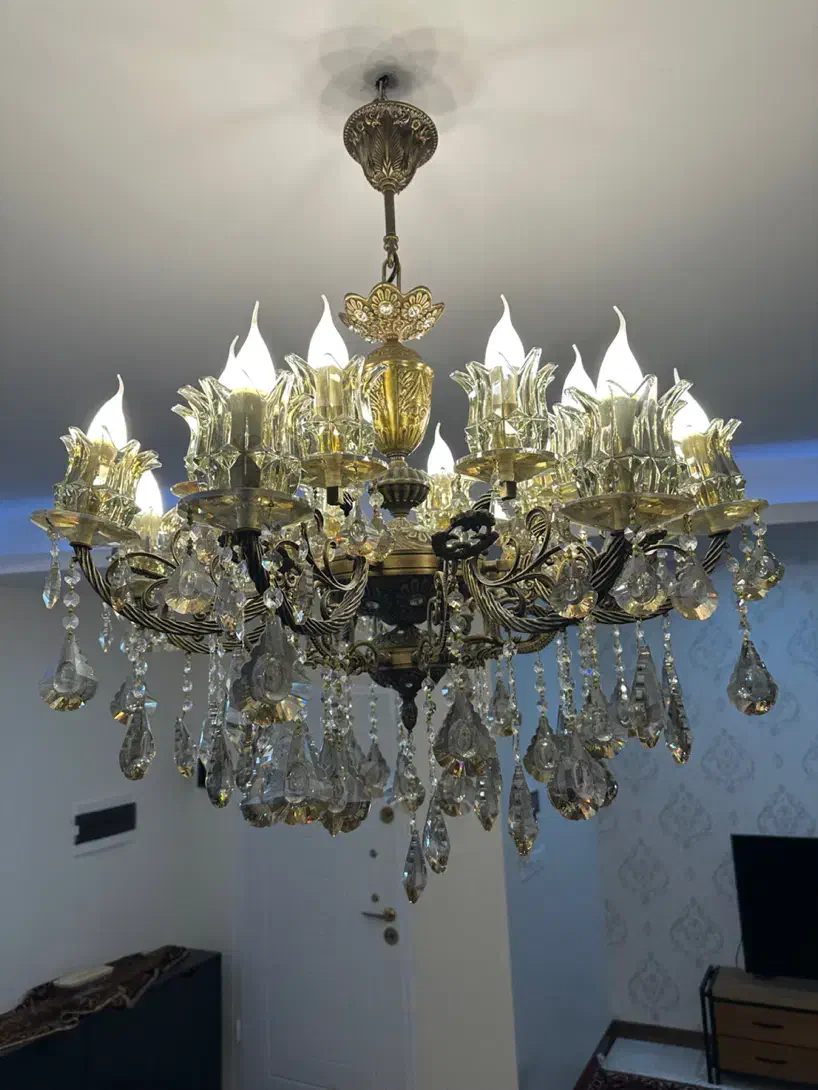 لوستر ۱۶ شاخه در حد تمیز|لوستر و چراغ آویز|تهران, جنتآباد شمالی|دیوار