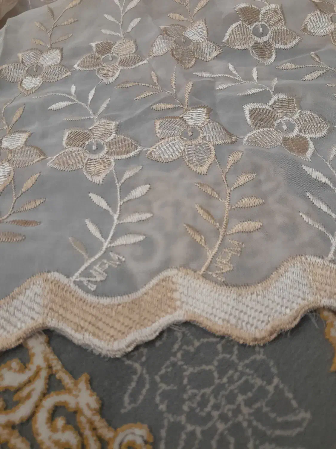 پرده حریره ۹ متر و نیم در ۳ متر  سالمه سالم|پرده، رانر، رومیزی|اسلام‌شهر, مظفریه|دیوار