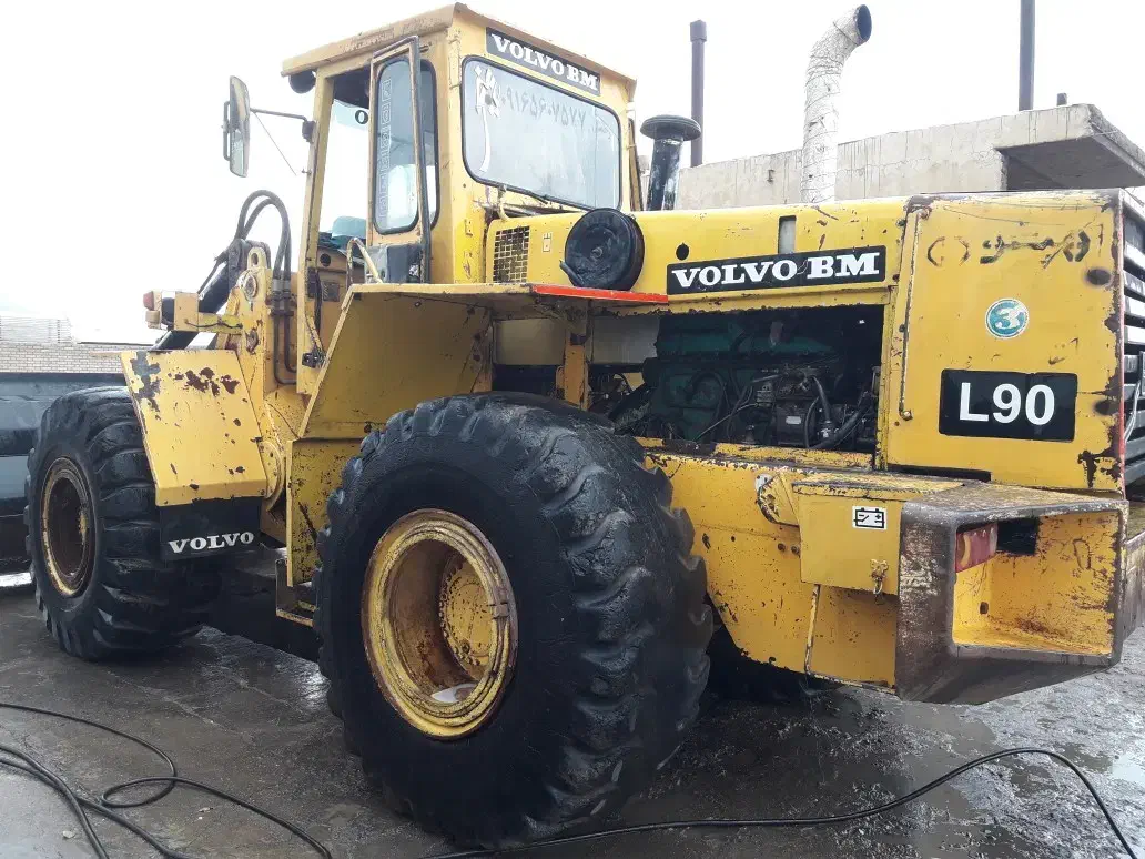 فروش لودر ولوو ۴۵۰۰جفت پمپ|خودرو سنگین|ایلام, |دیوار