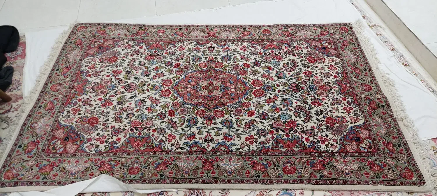 فرش دستباف ساروق دو زرع (جیریا)|فرش|ملایر, |دیوار