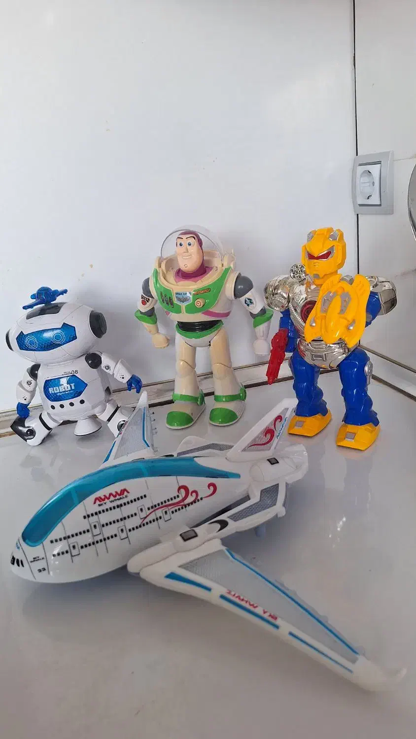 اسباب بازی های باتری خور جذاب|اسباب‌‌بازی|رشت, منظریه|دیوار