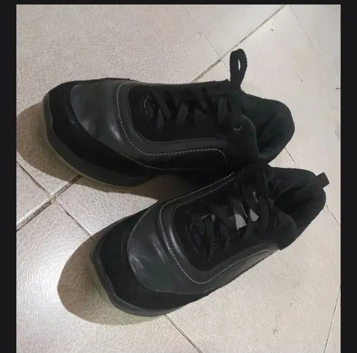 کتونی زنانه|کیف، کفش، کمربند|خرمآباد, |دیوار