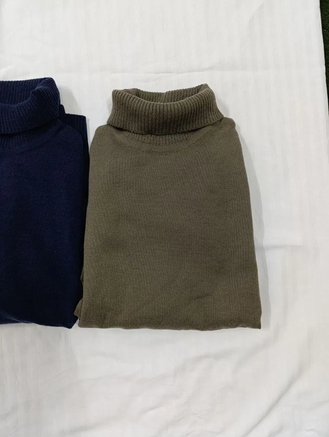 سه عدد بافت زمستانه در 3رنگ مدل یقه اسکی کاملاً نو|لباس|اوز, |دیوار