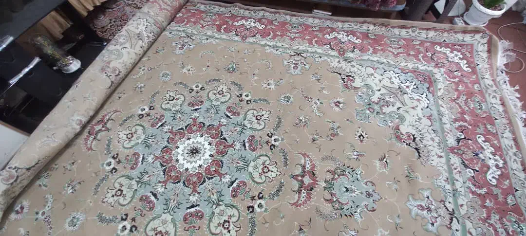 فرش۱۲ متری و ۶ متری در حد نو شسته شده|فرش|راهگان, |دیوار