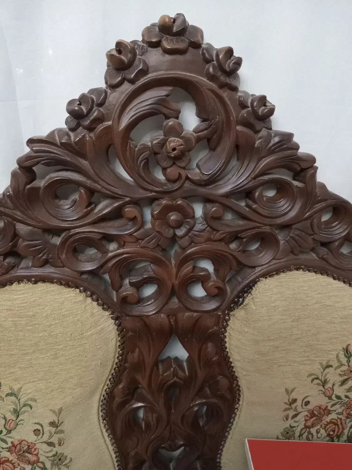 مبل سلطنتی فرهی یخچال تلوزیون ۲۱ اینچ|مبلمان خانگی و میز عسلی|سهند, |دیوار