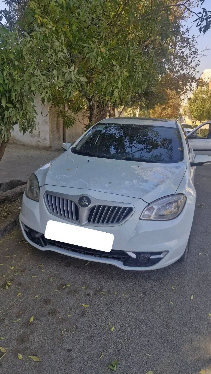 برلیانس H330 اتوماتیک مدل ۱۳۹۷فروش یا معاوضه خودرو|خودرو سواری و وانت|اصفهان, آفاران|دیوار