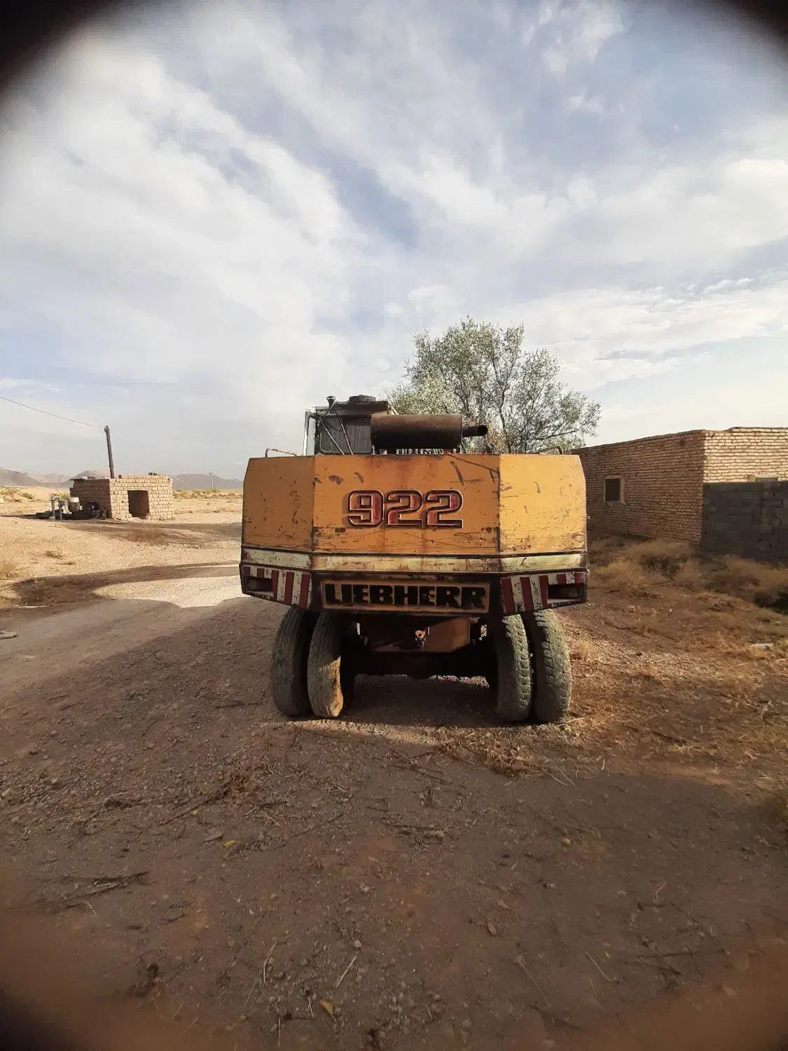 بیل مکانیکی لاستیکی|خودرو سنگین|اصفهان, مرداویج|دیوار