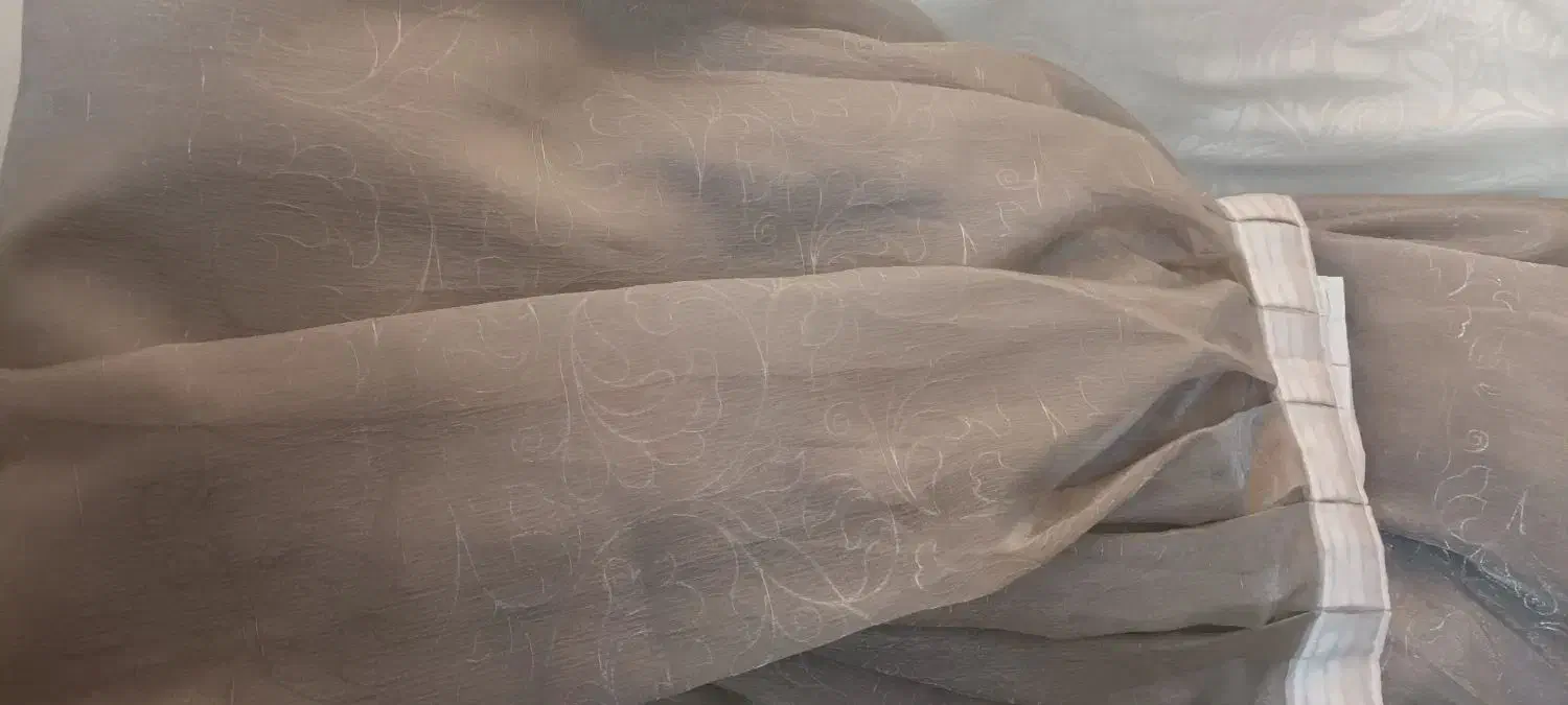 پرده زیر حریر خارجی و رویه مخمل درجه یک|پرده، رانر، رومیزی|تهران, شهرک رضویه|دیوار