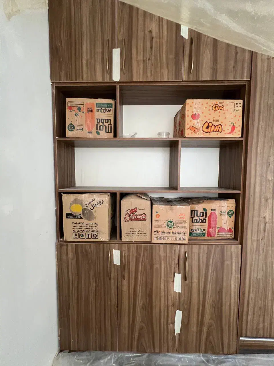 کمد دیواری به همراه شلف کتابخانه|کتابخانه، شلف، قفسه‌های دیواری|تهران, هروی|دیوار