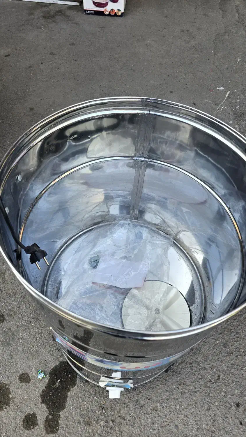 کهنه شوی|ماشین لباسشویی و خشک‌کن لباس|جلفا, |دیوار