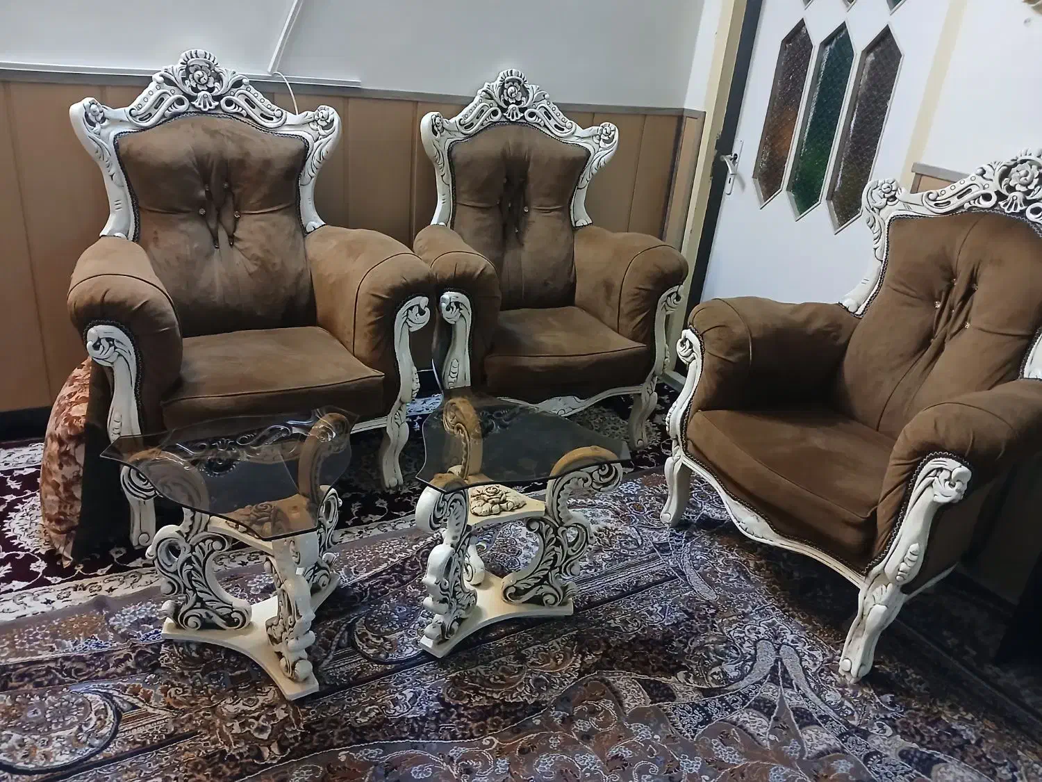 مبلمان هفت نفره|مبلمان خانگی و میز عسلی|پیر بکران, |دیوار