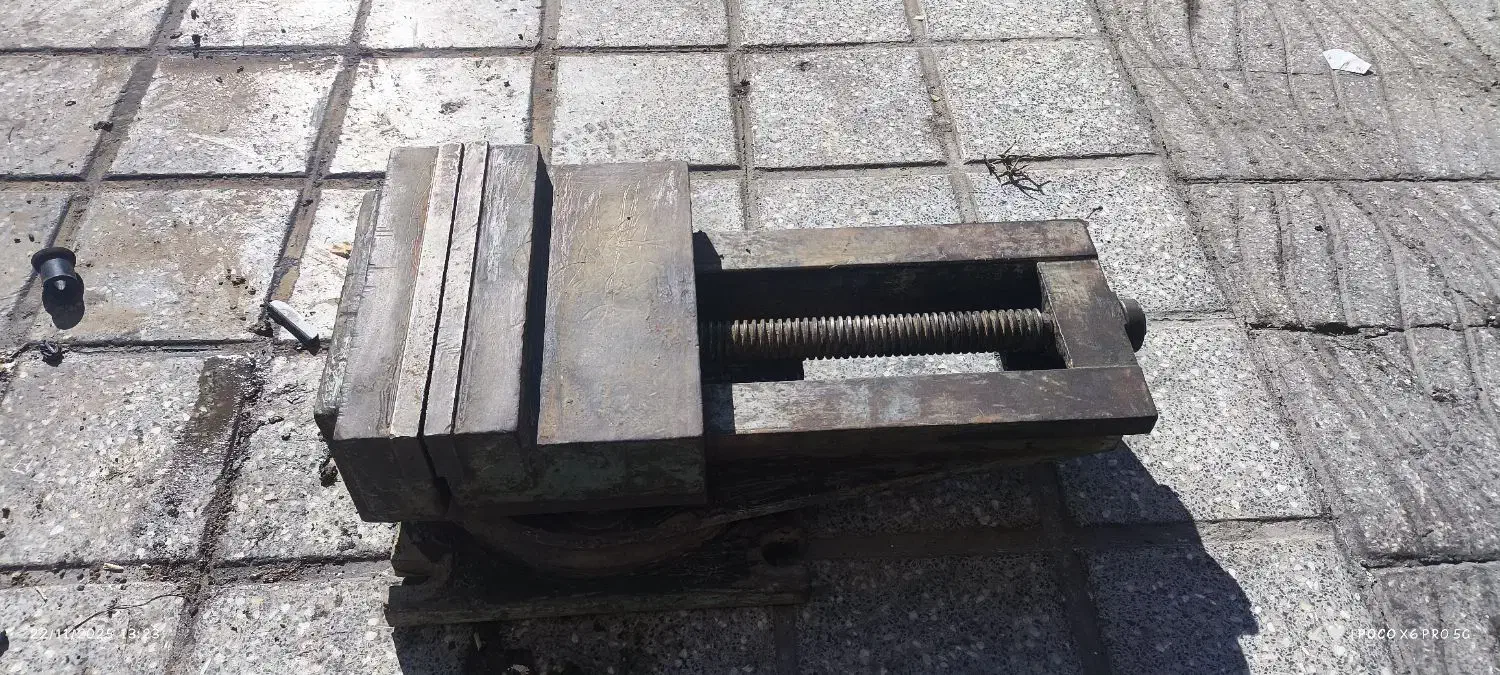 گیره دستگاه تراش|ابزارآلات|اشکذر, |دیوار