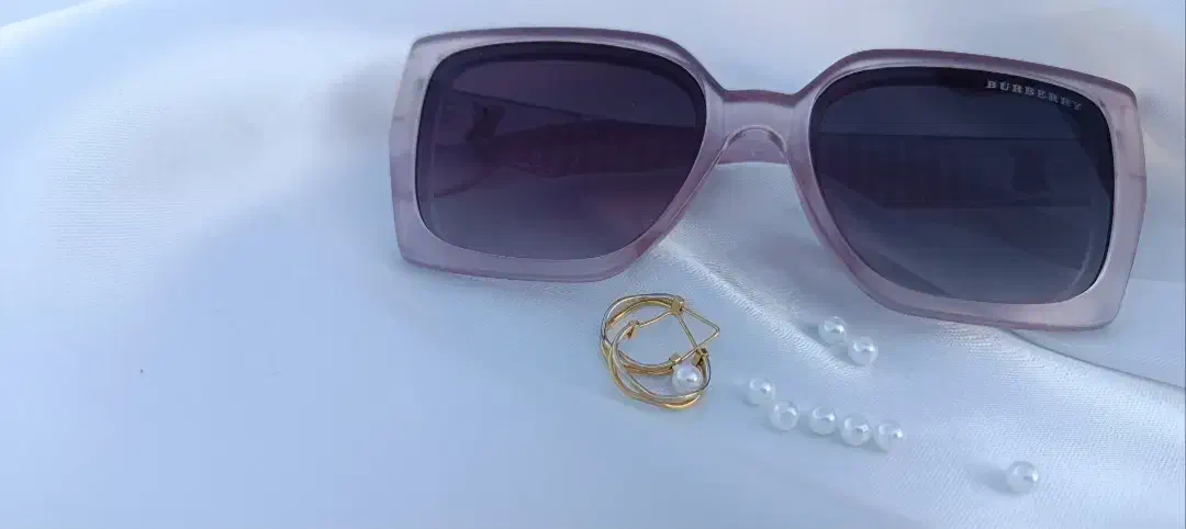 عینک آفتابی زنانه|زیورآلات و اکسسوری|بیرجند, |دیوار