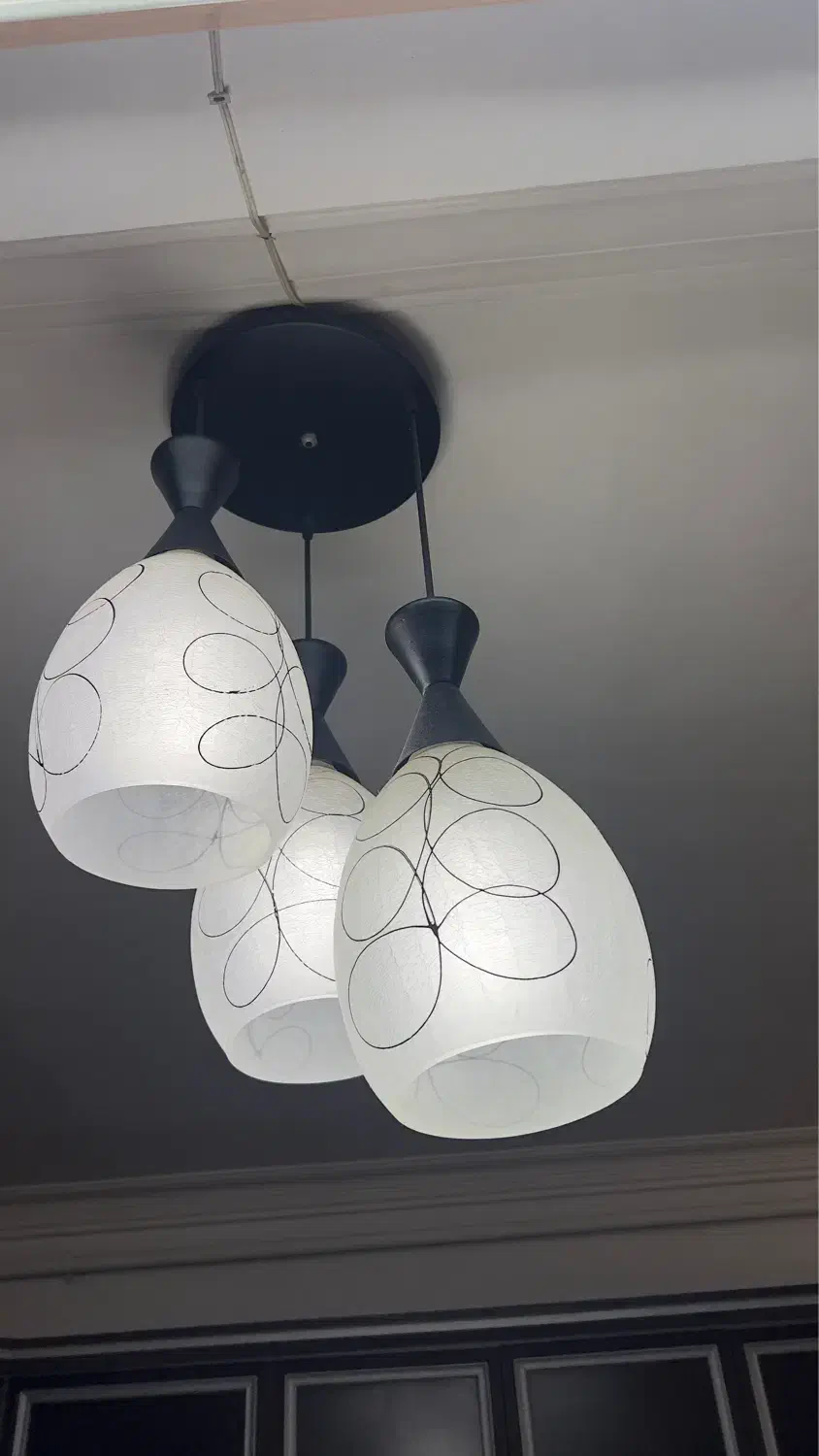 لوستر کریستال ۱۲ شاخه|لوستر و چراغ آویز|رشت, چله خانه|دیوار