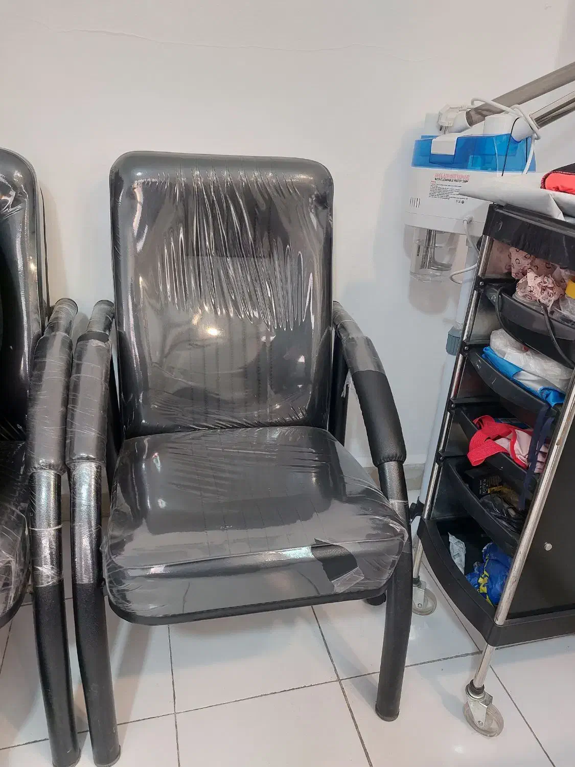 صندلی سالن زیبایی|صندلی و نیمکت|هشتگرد, فاز ۱ مهستان|دیوار