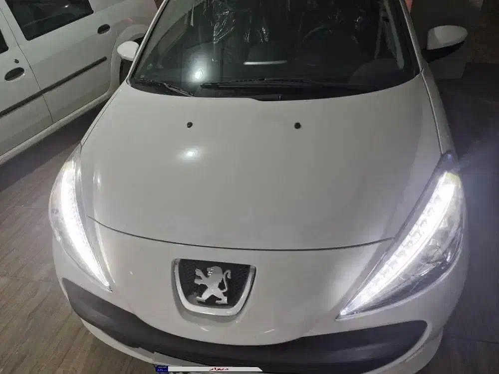 207سقف پانا اتوماتیک خشک|خودرو سواری و وانت|ایلام, |دیوار