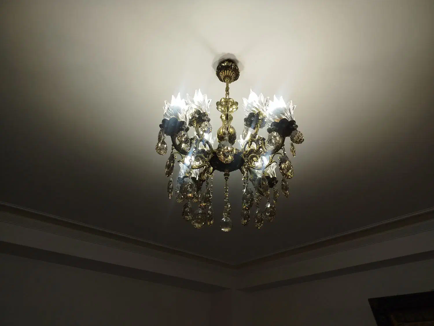 دوتا لوستر بزرگ یه لوستر کوچیک فقط ۲۵میل|لوستر و چراغ آویز|تبریز, |دیوار