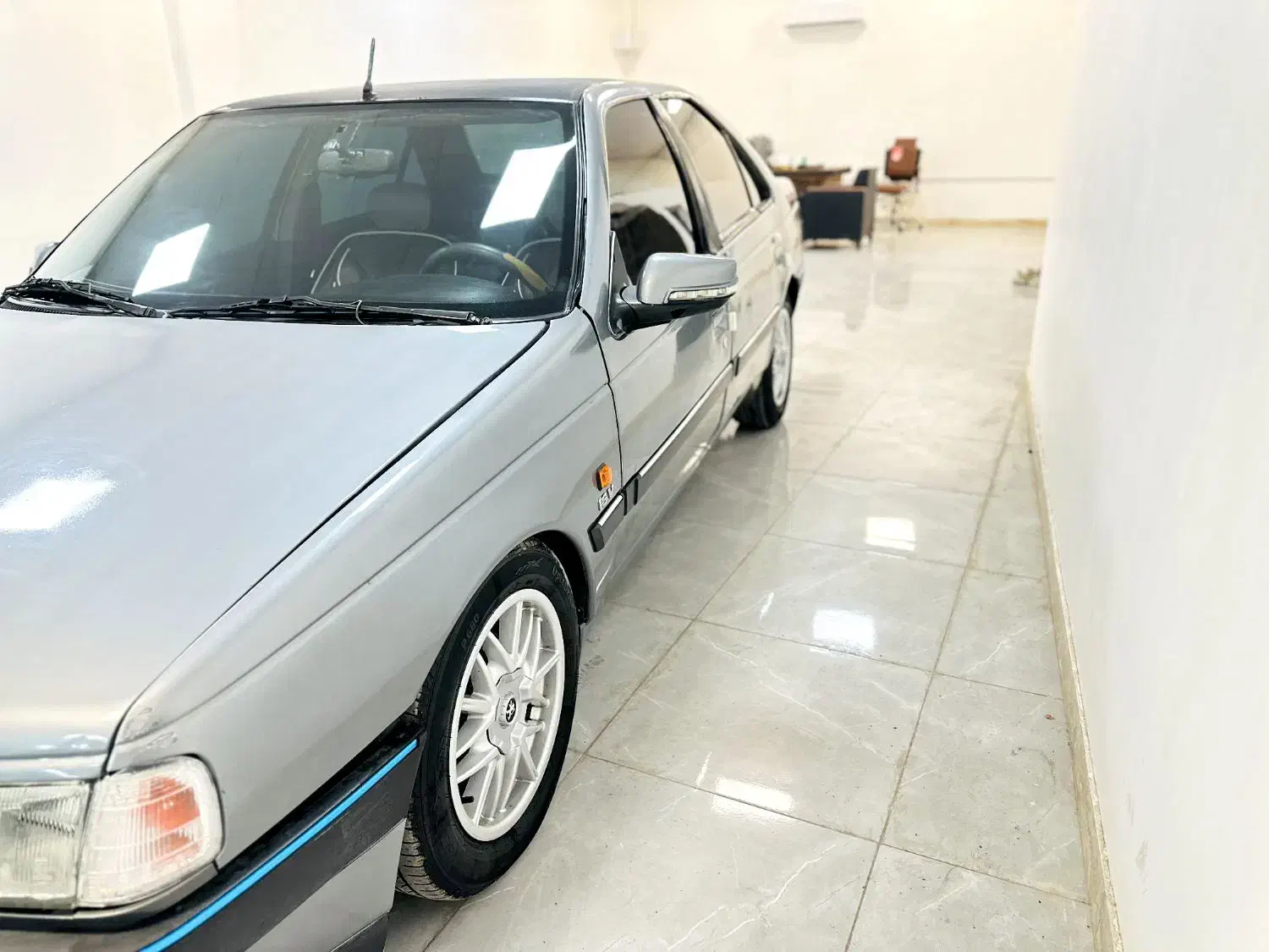 ۴۰۵ مدل ۸۵ موتور تقویت تمام رنگ|خودرو سواری و وانت|بندرعباس, |دیوار