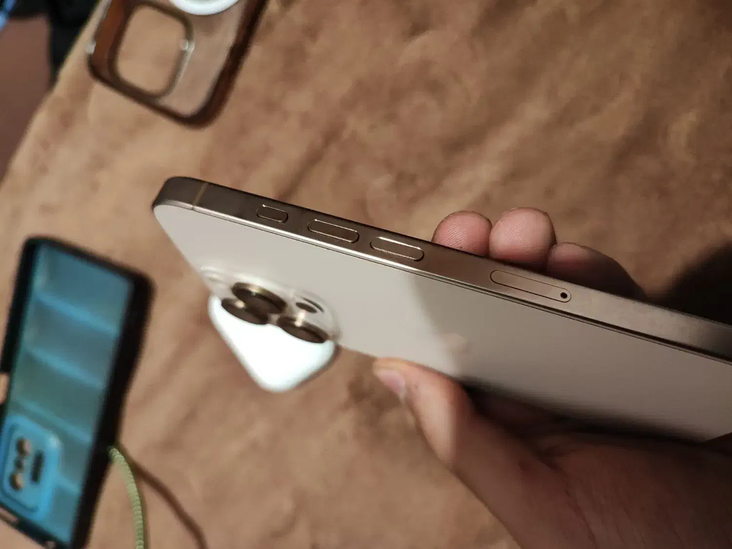 اپل iPhone 16 Pro Max با حافظهٔ ۲۵۶ گیگابایت|موبایل|بندرعباس, |دیوار