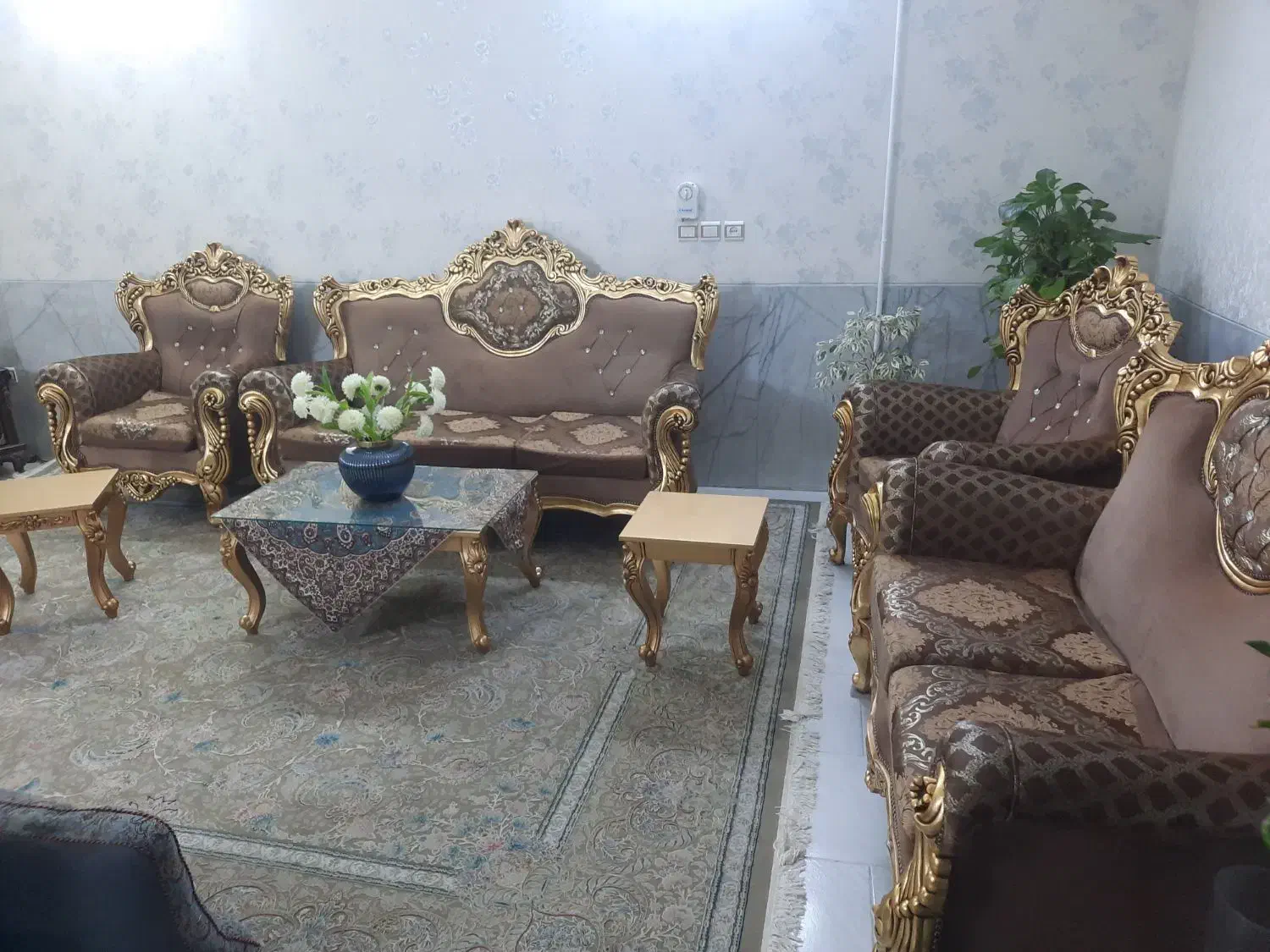 یک دست مبل 7نفره سلطنتی باجلومبلی|مبلمان خانگی و میز عسلی|یزد, |دیوار