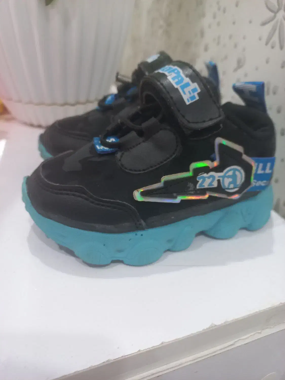 کفش اسپرت کودکانه|کیف، کفش، کمربند|اهواز, سپیدار|دیوار