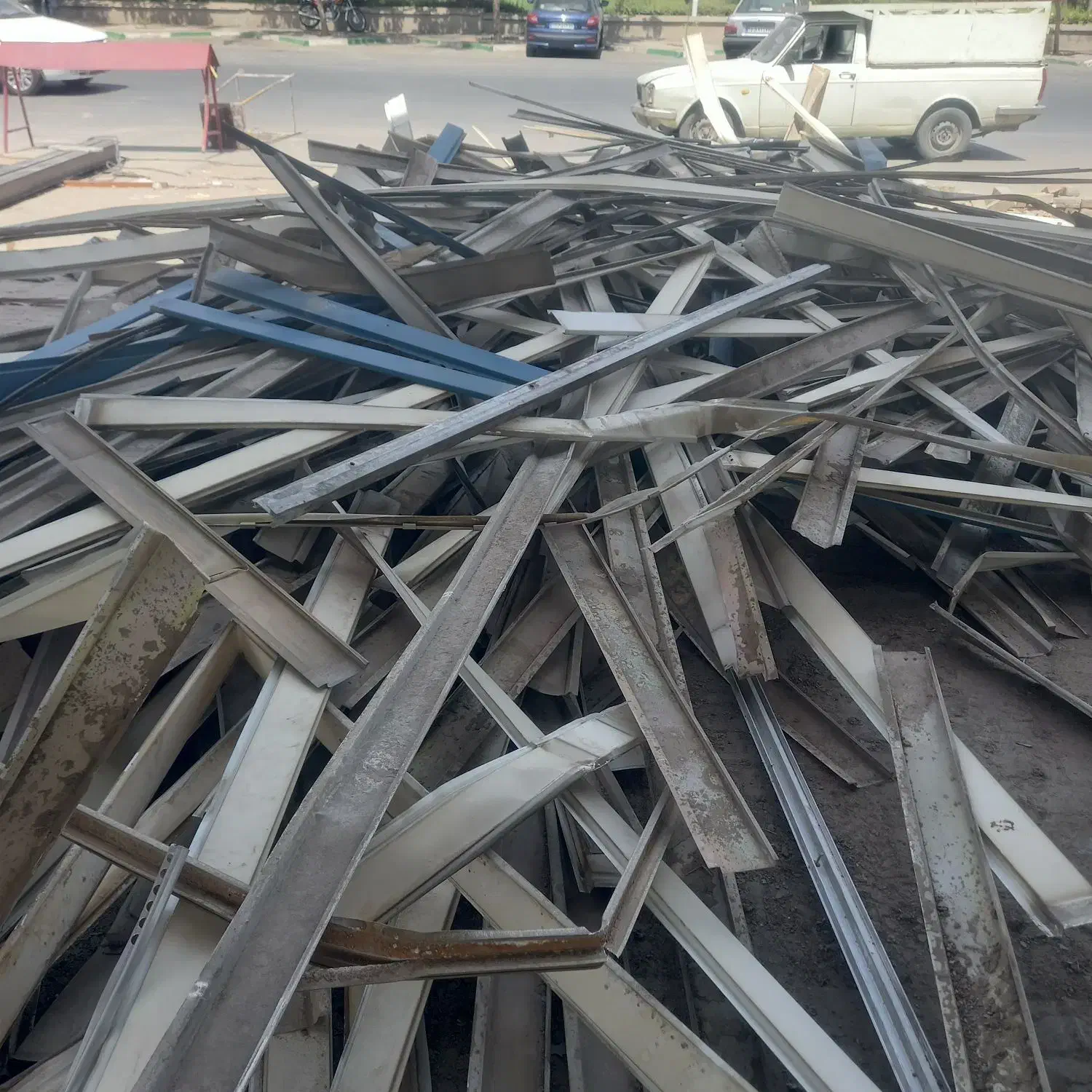 خریدفروش درب پنجره الومینیومی کابینت پکیج شوفاژ|مصالح و تجهیزات ساختمان|مشهد, آزادشهر|دیوار