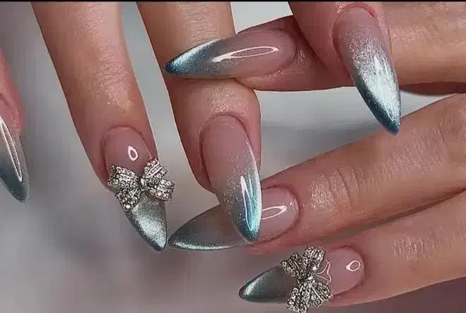 خدمات تخصصی ناخن با بهترین مواد|خدمات آرایشگری و زیبایی|بم, |دیوار