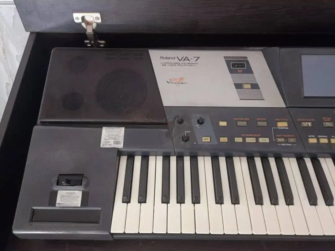 رولند va7|پیانو، کیبورد، آکاردئون|خوشاب, |دیوار