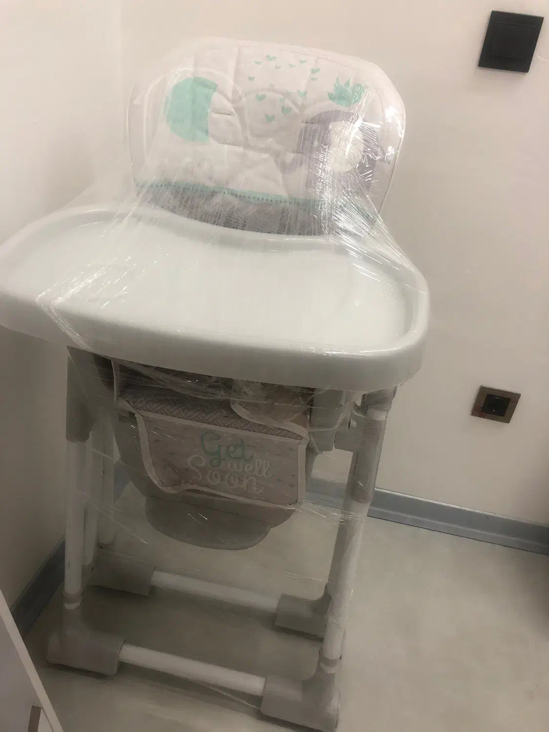 صندلی غذا کودک|میز و صندلی غذاخوری|ماهدشت, |دیوار