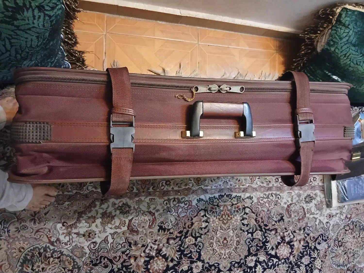 چمدان بزرگ قدیمی|کیف، کفش، کمربند|تهران, قیام|دیوار